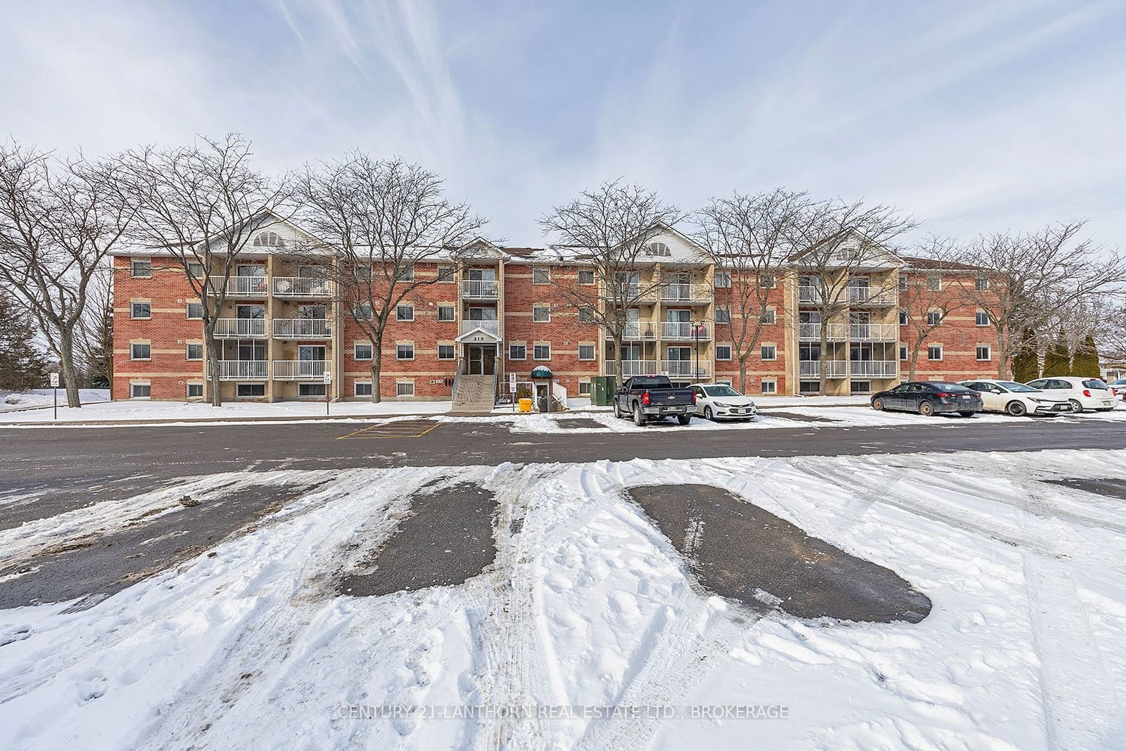 Building at 310 Kingsdale Avenue, Kingston, East Gardiners Rd