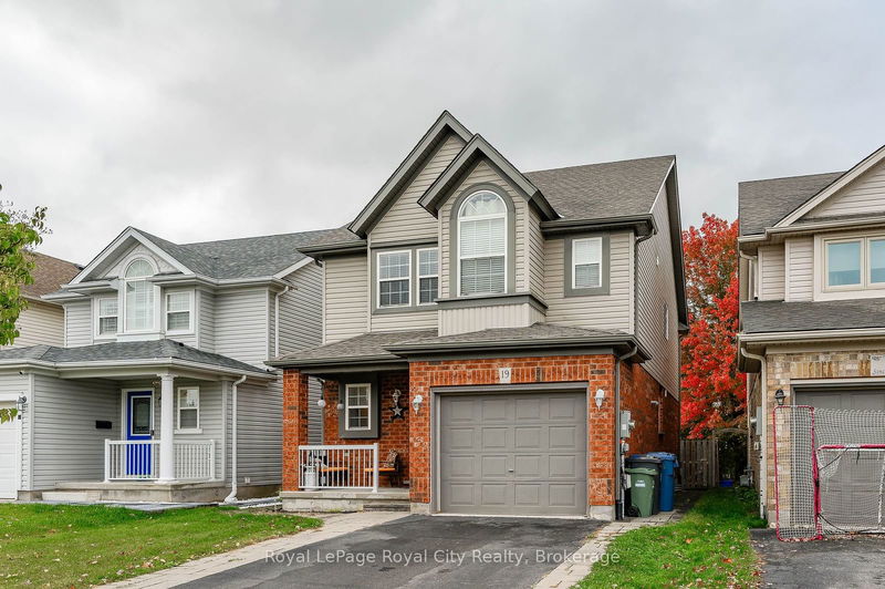 home for sale on 19 Sinclair Street