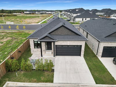 Unit 31 — 383 Daventry Way, Middlesex Centre - Komoka image-0-2