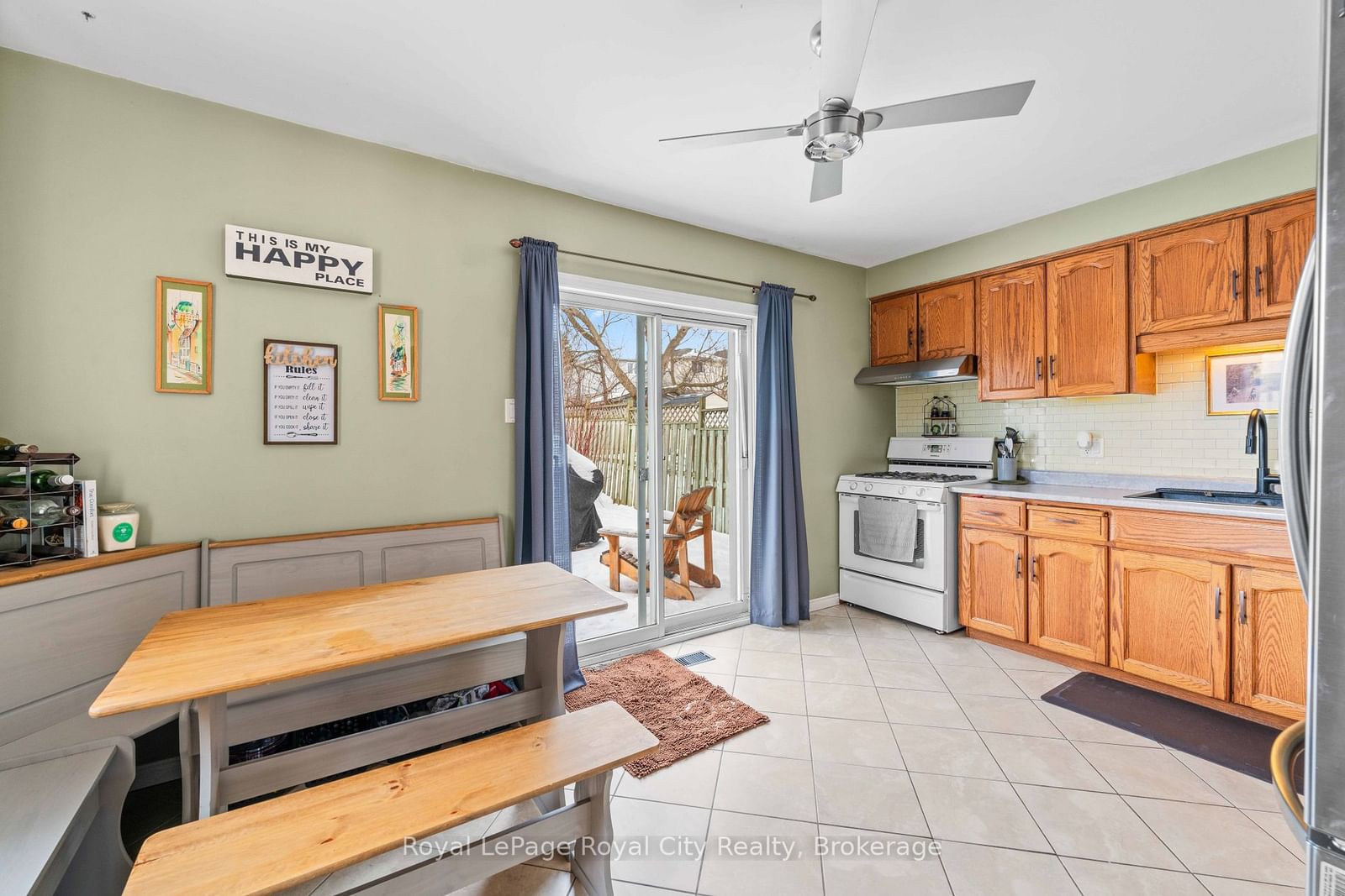 Listing Image 7