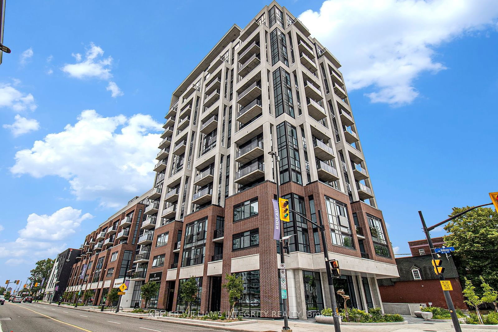 Condo leased at 905-560 Rideau Street, Lower Town - Sandy Hill, 4003 - Sandy Hill, K1N 0G3 - MLS: X11959574