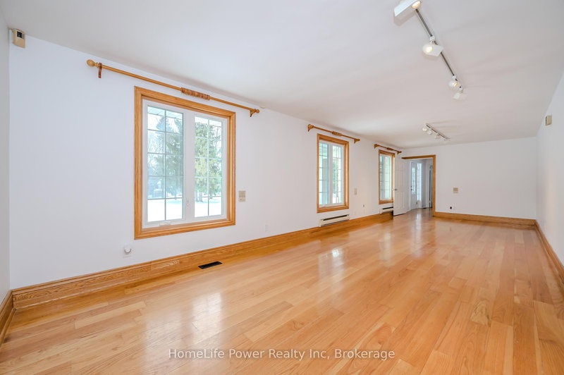 4290 Victoria Rd S, Puslinch, N0B 2J0 | Image 3