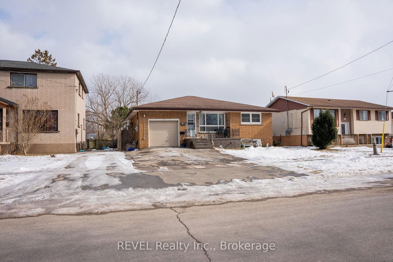 home for sale on 61 Commercial Street