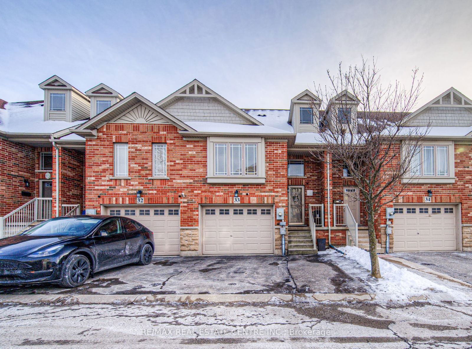 Townhouse for sale at 33-242 Upper Mount Albion Road, Hamilton, Stoney Creek, L8J 0B1 - MLS: X11960011