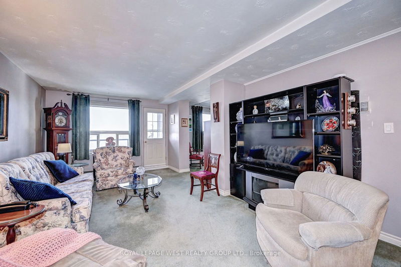 home for sale on 508-58 Bridgeport Road E