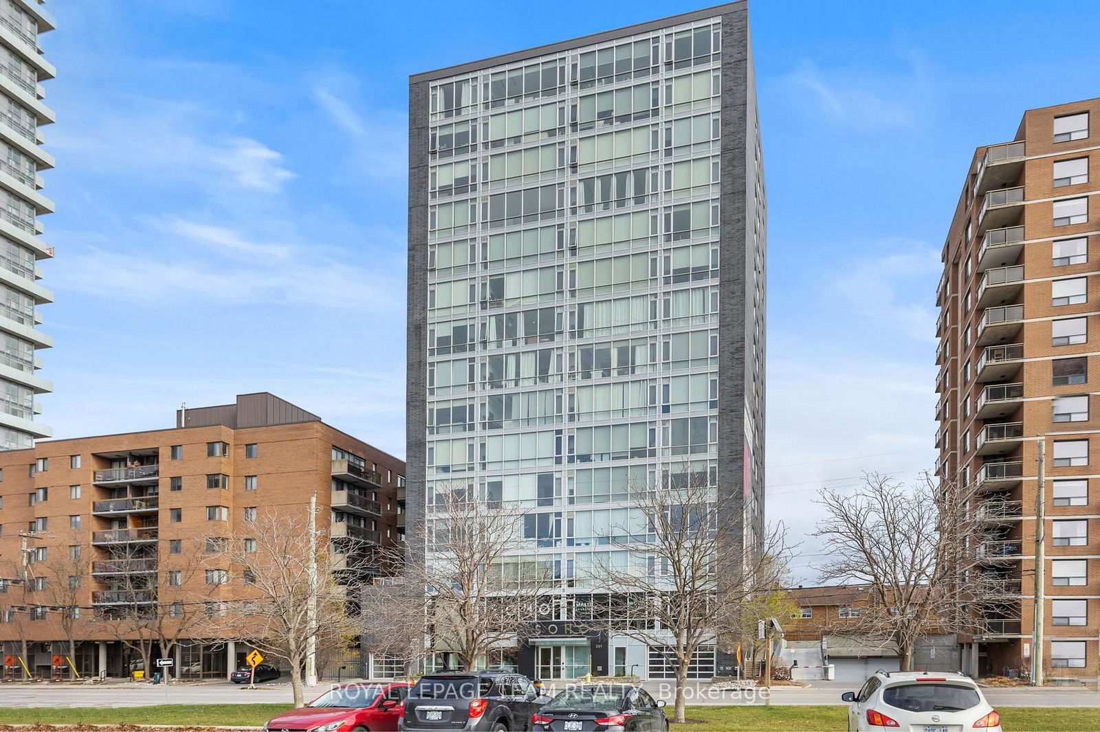 Building at 201 Parkdale Avenue, Ottawa, Mechanicsville