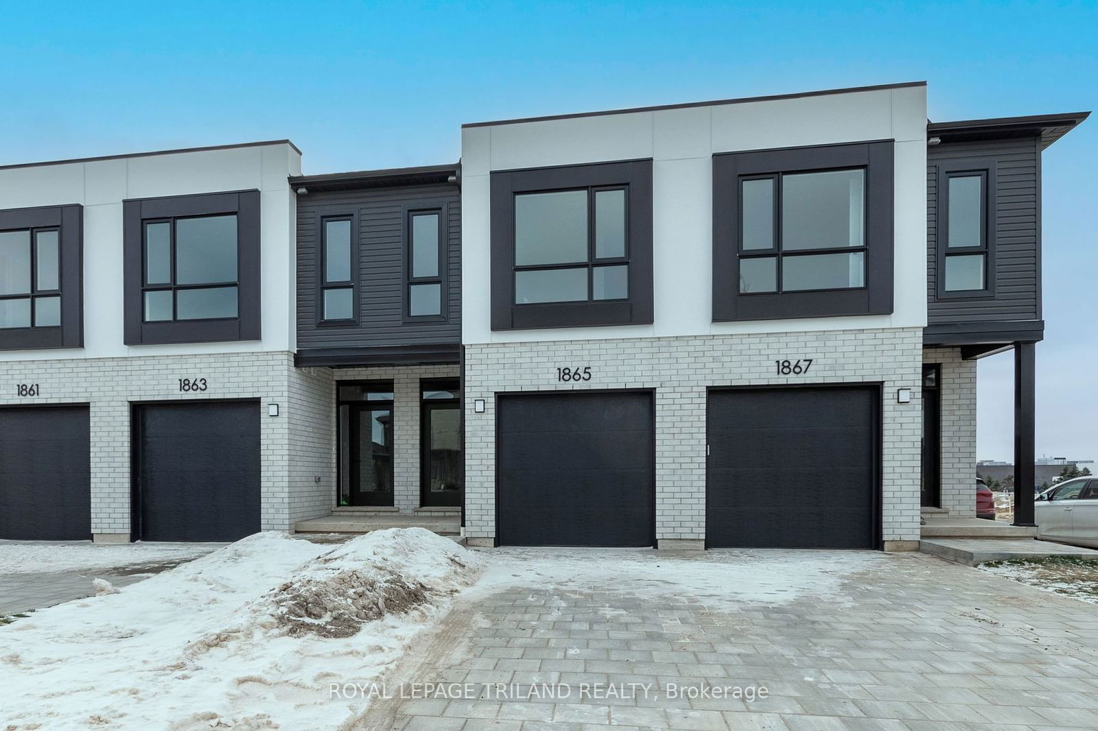 Townhouse for sale at 1845 Dalmagarry Road, London, North E, N6G 0A6 - MLS: X11960171