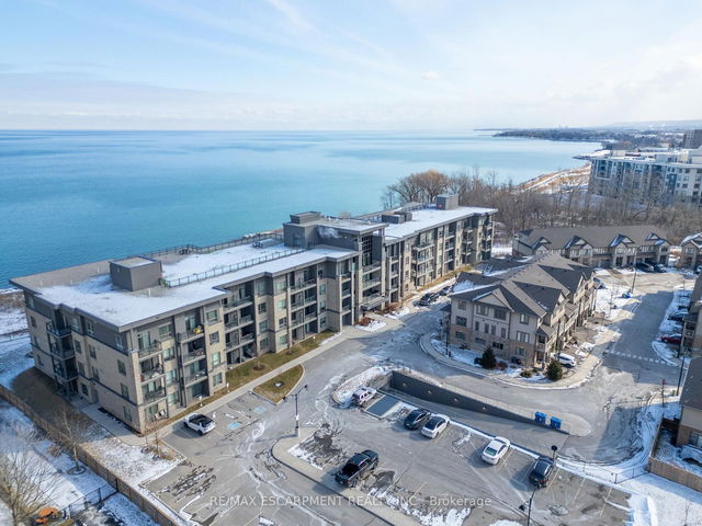 421 - 35 SOUTHSHORE Crescent