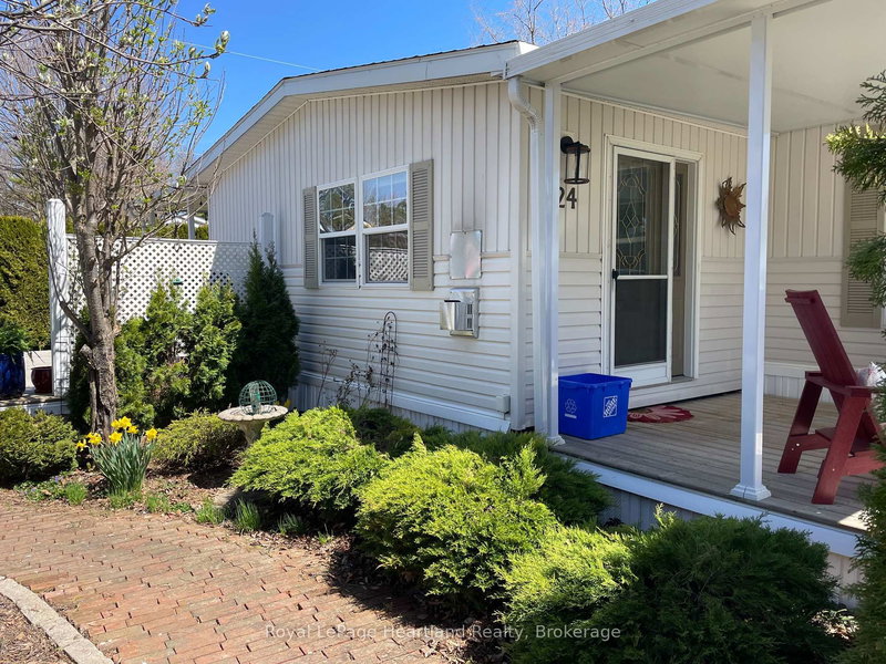 24 ROWAN RD - 77307 BLUEWATER Highway, Bluewater, N0M 1G0 | Image 3