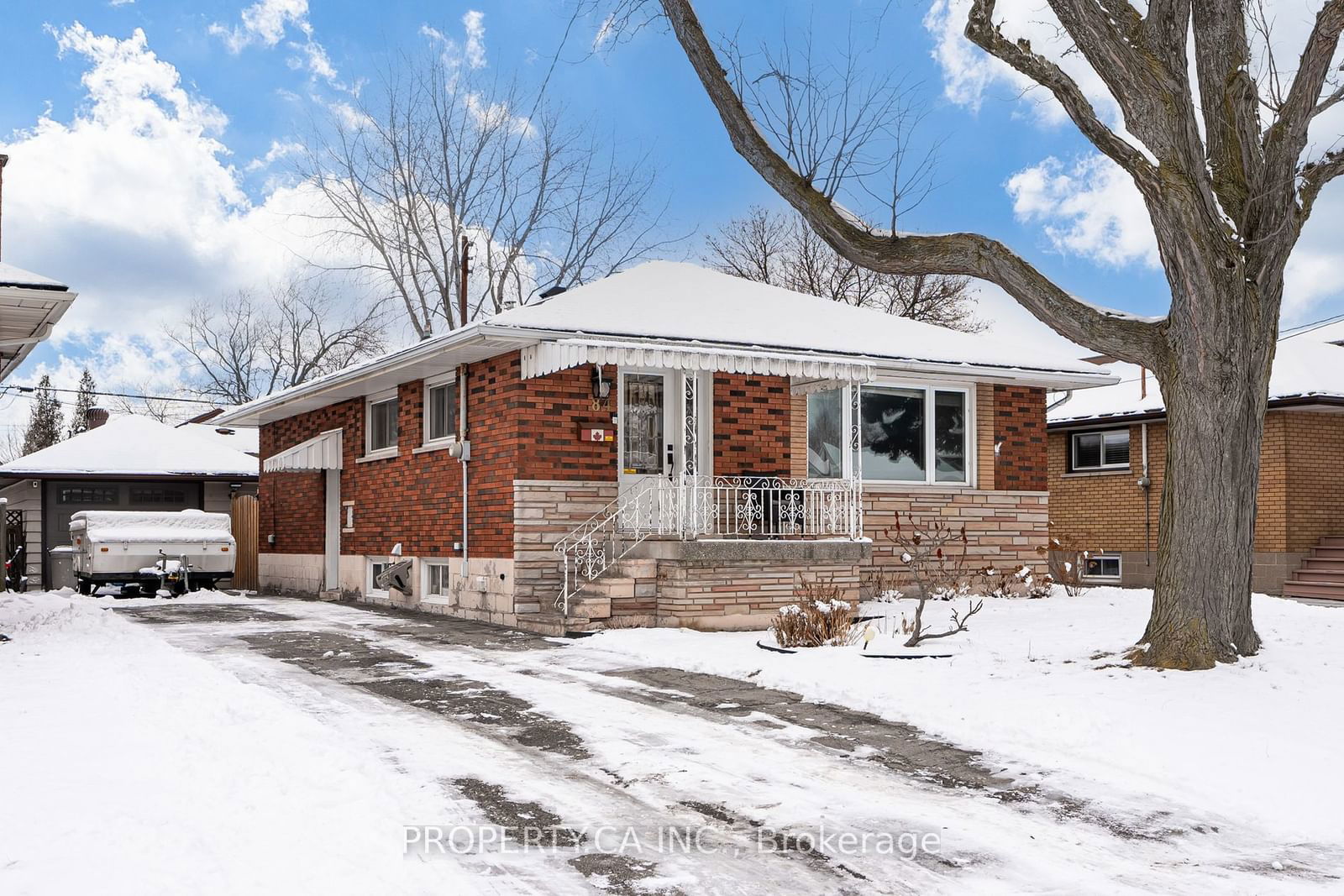 Detached House sold at 84 East 45th Street, Hamilton, Hampton Heights, L8T 3J8 - MLS: X11960865