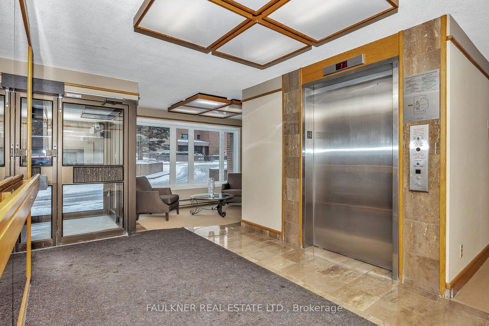 Condo sold at 25A-255 Botanica N/A, Ottawa, Civic Hospital, K1Y 4P8 - MLS: X11960872