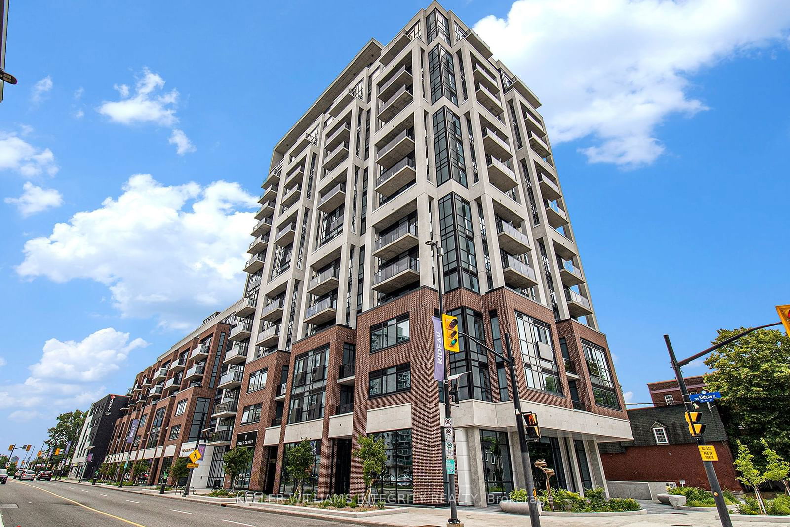 Condo for sale at 716-560 RIDEAU Street, Lower Town - Sandy Hill, 4003 - Sandy Hill, K1N 0G3 - MLS: X11960941