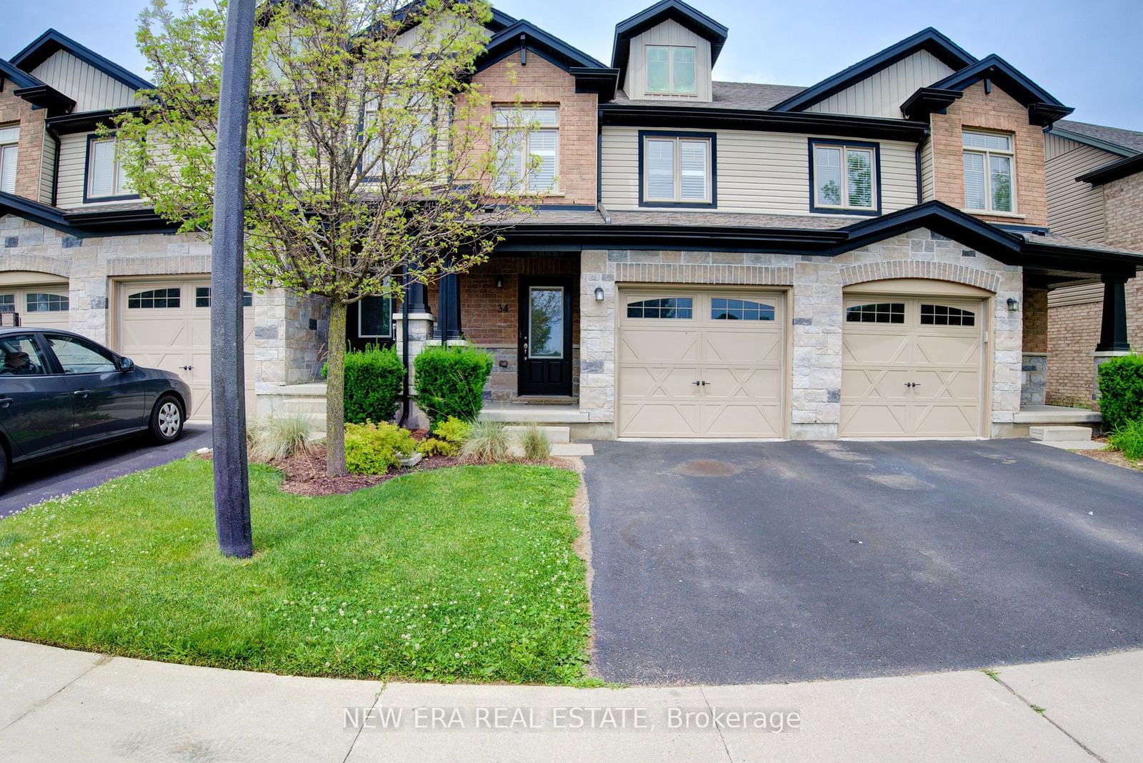 Townhouse for sale at 34 Arlington Crescent, Guelph, Pine Ridge, N1L 0L1 - MLS: X11961003