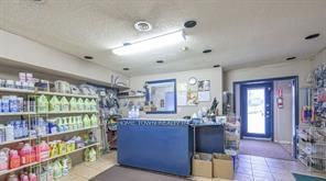 Commercial/Retail sold at 472 Hamilton Road, London, East L, N5Z 1R9 - MLS: X11961008