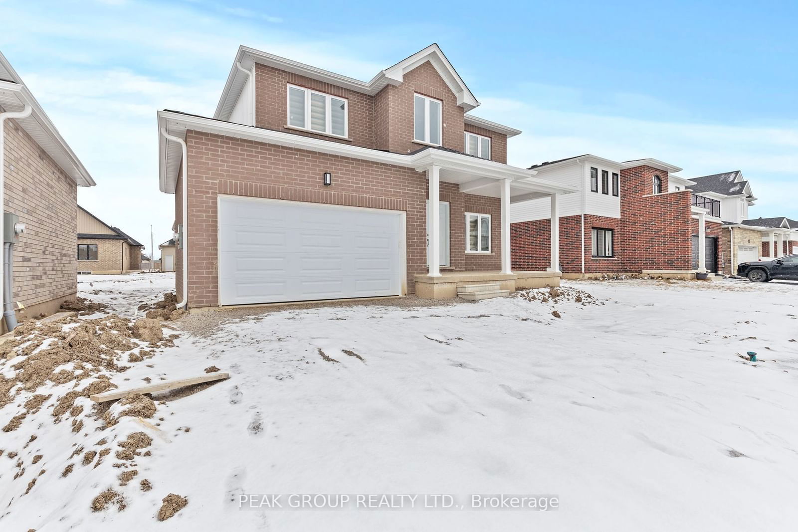 Detached House for lease at 10 Barker Pkwy, Thorold, 560 - Rolling Meadows, L2V 0B6 - MLS: X11961114