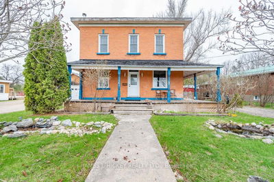 20 Main St, Chalk River - Chalk River and Laurentian Hills South