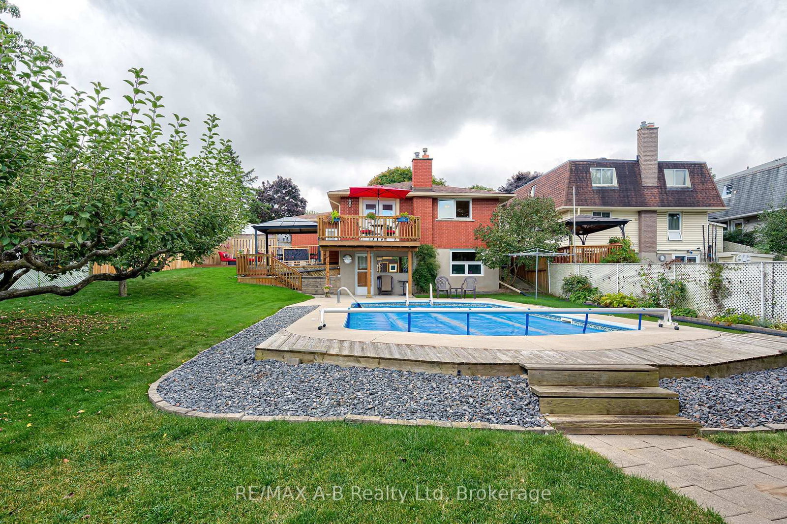 Listing Image 7