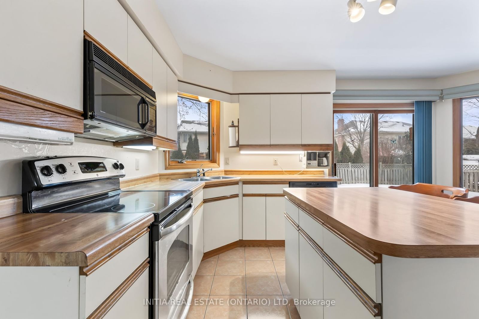 Listing Image 13
