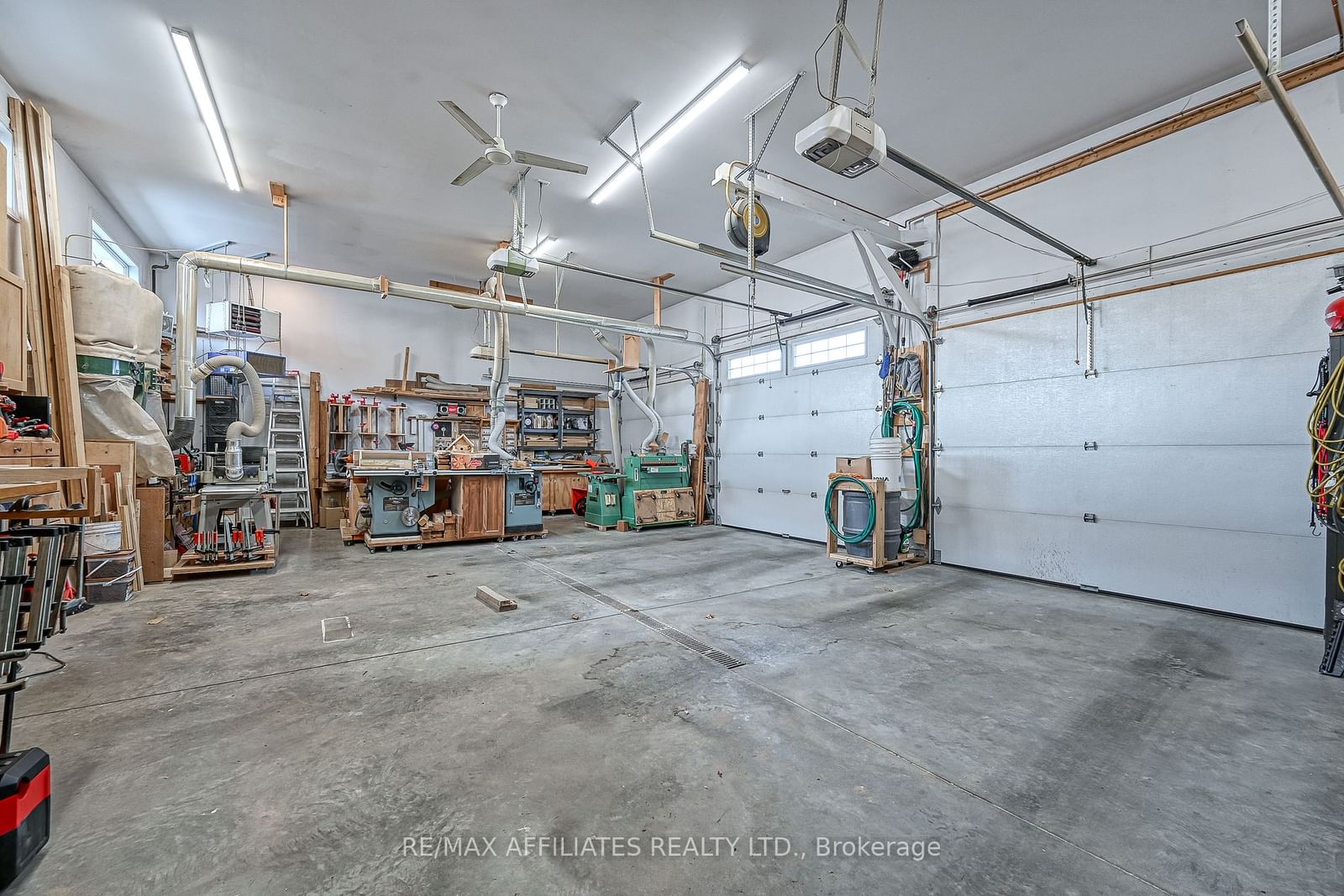 Listing Image 29