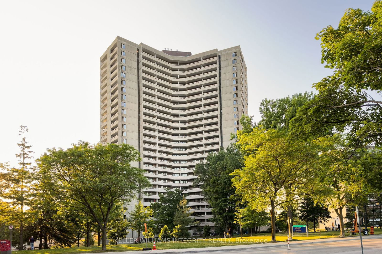 Condo for sale at 1603-1081 Ambleside Drive, Ottawa, Woodroffe, K2B 8C8 - MLS: X11962300