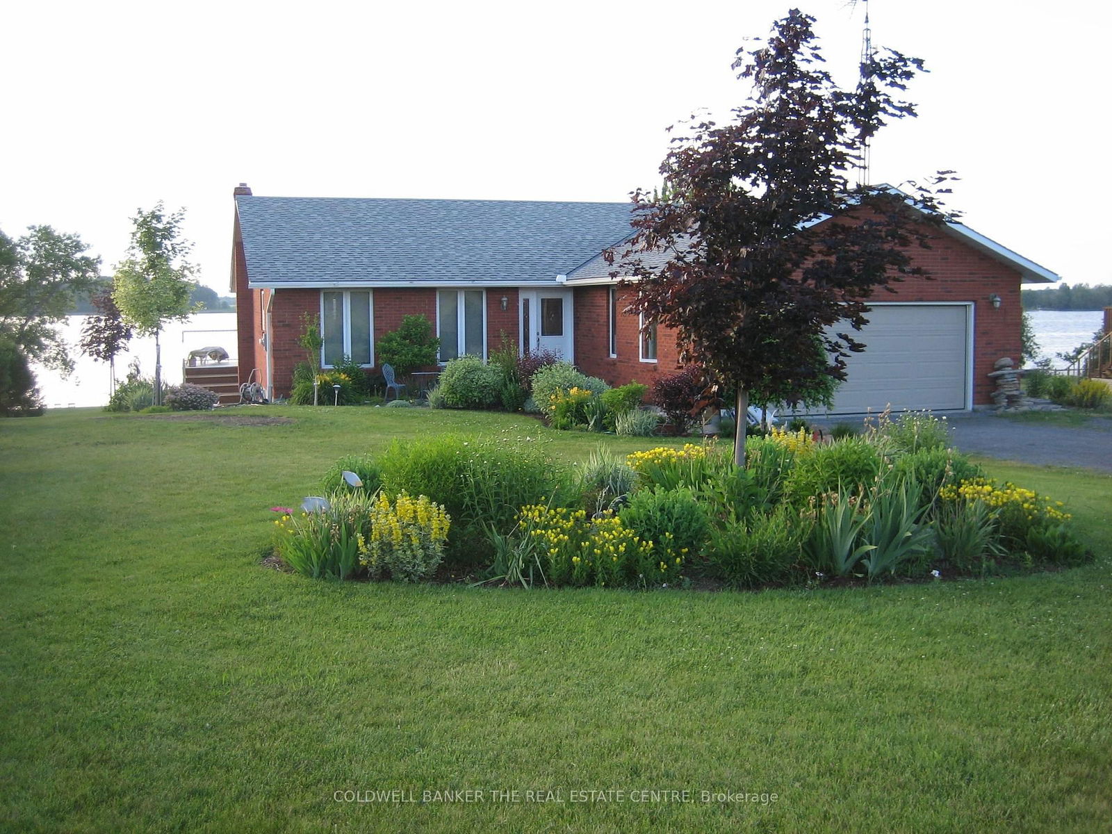 Detached House for sale at 1530 County Rd 35 Road, Prince Edward County, Sophiasburgh, K0K 2T0 - MLS: X11962640