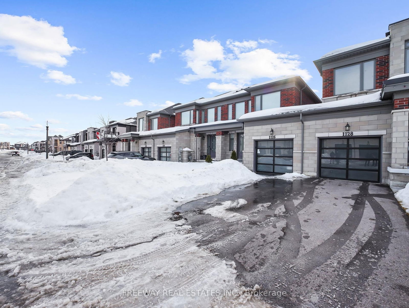 Townhouse for sale at 1126 Edinburgh Drive, Woodstock, North, N4S 7W2 - MLS: X11962778