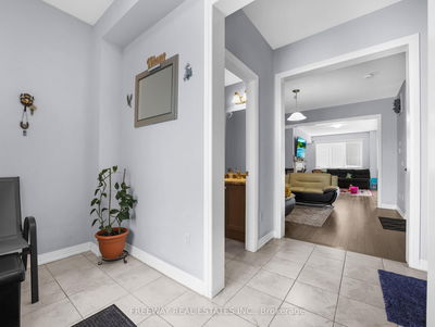 1126 Edinburgh Dr, Woodstock - North image-0-2