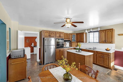 56 Centre St, Edwardsburgh/Cardinal - 807 - Edwardsburgh/Cardinal Twp image-0-2