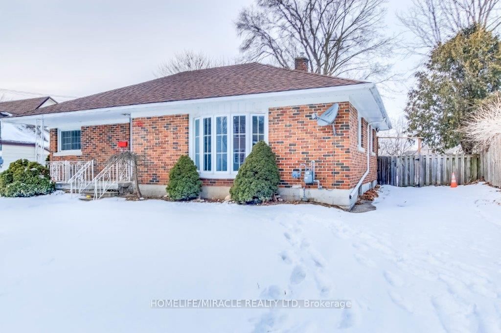 Detached House for sale at 259 Phelan Street, Woodstock, N4S 2B3 - MLS: X11962842