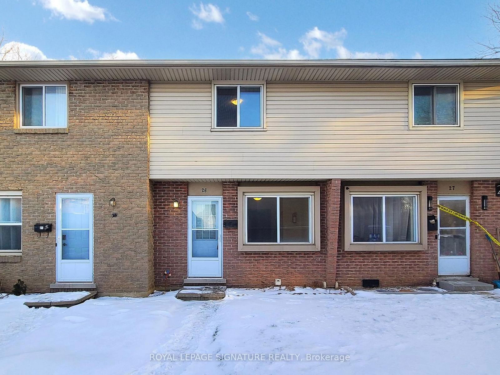 Townhouse for sale at 26-293 Fairway Road, Kitchener, N2A 2P1 - MLS: X11963064