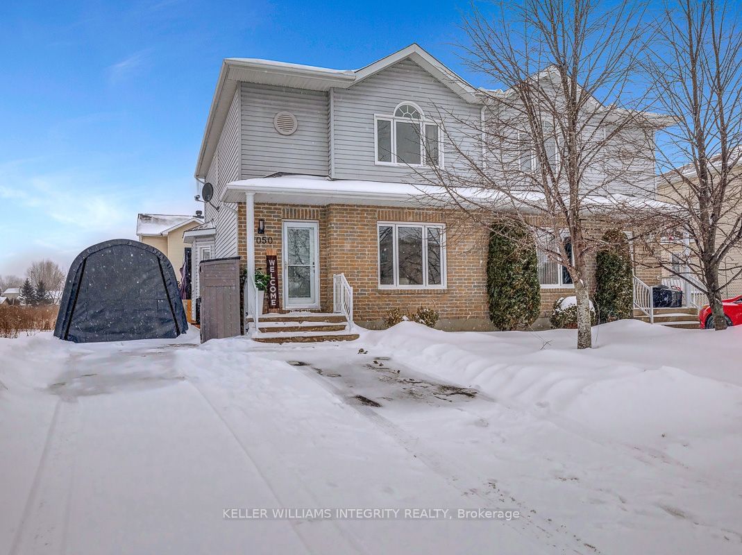 Semi-Detached House for sale at 1050 Heritage Dr Drive, Clarence-Rockland, 606 - Town of Rockland, K4K 1V9 - MLS: X11963126