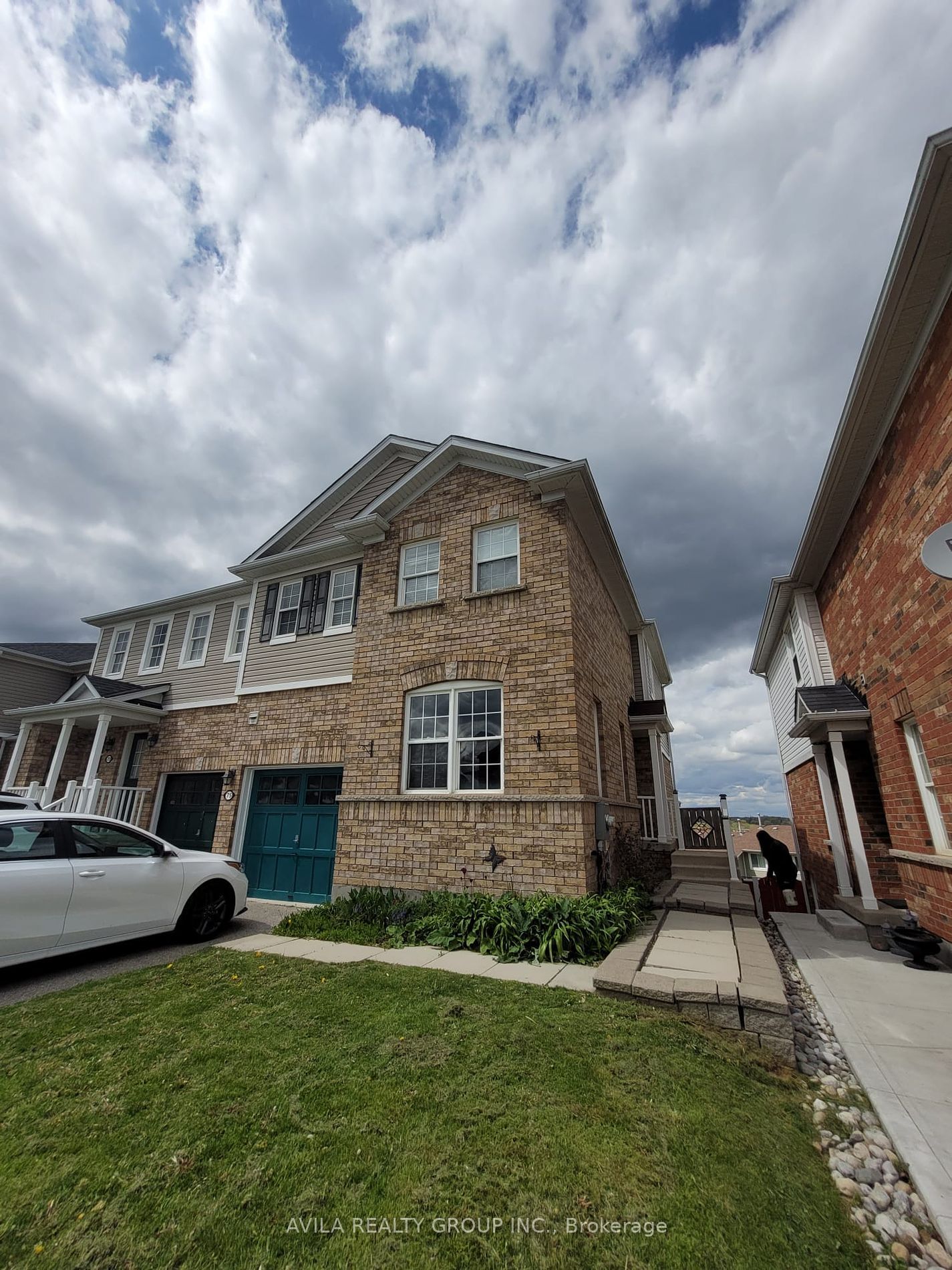 Townhouse for lease at 75 Bloomington Drive, Cambridge, N1P 1J5 - MLS: X11963386