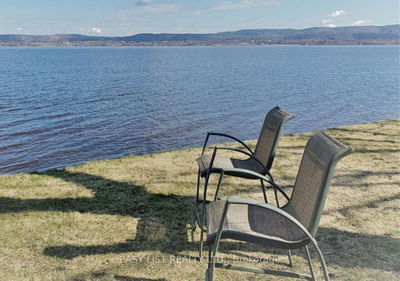 714 Bayview Dr, Ottawa - Constance Bay image-0-2