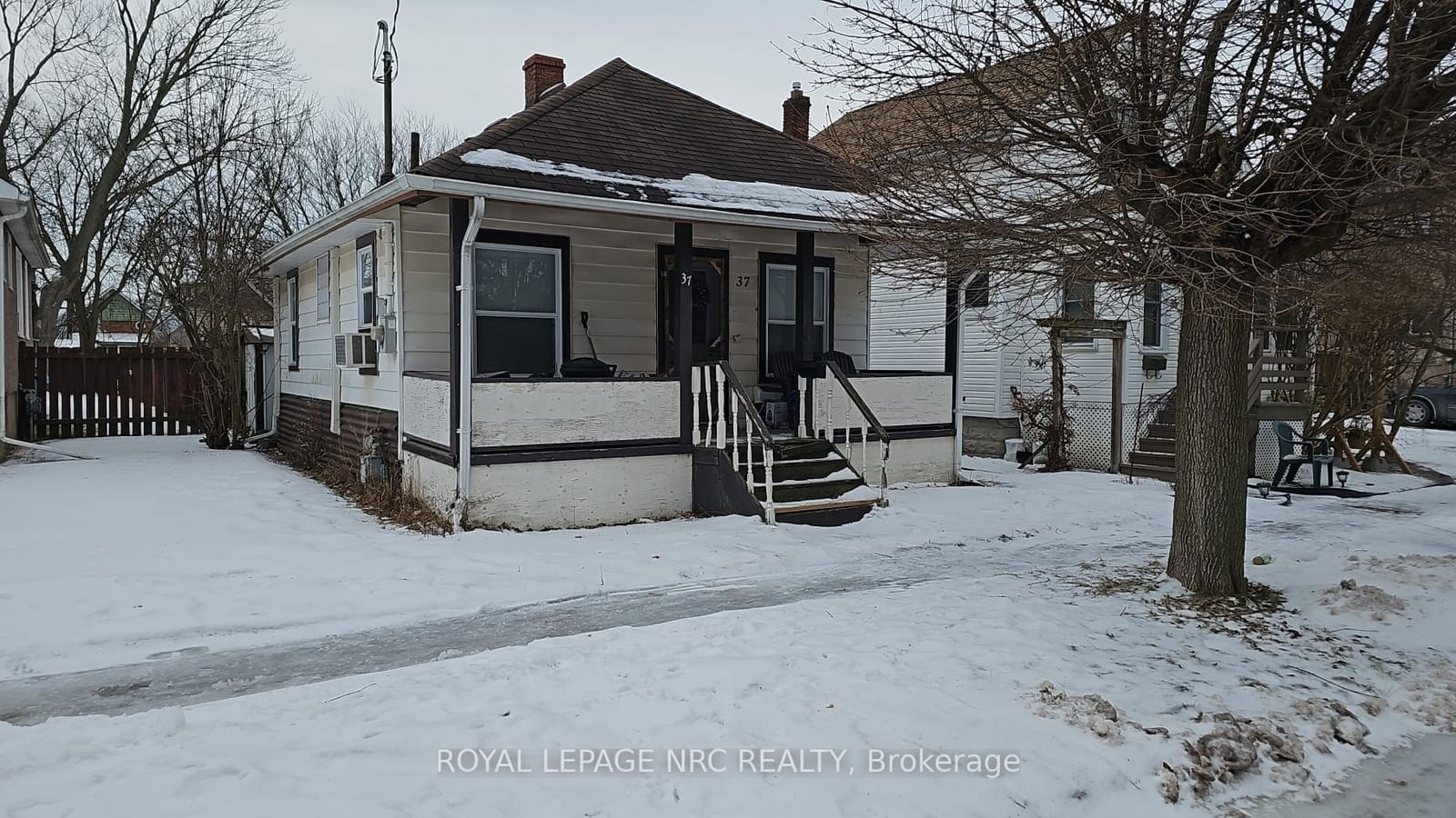 Detached House for sale at 37 Cohoe Street, Welland, 768 - Welland Downtown, L3B 3V2 - MLS: X11963804