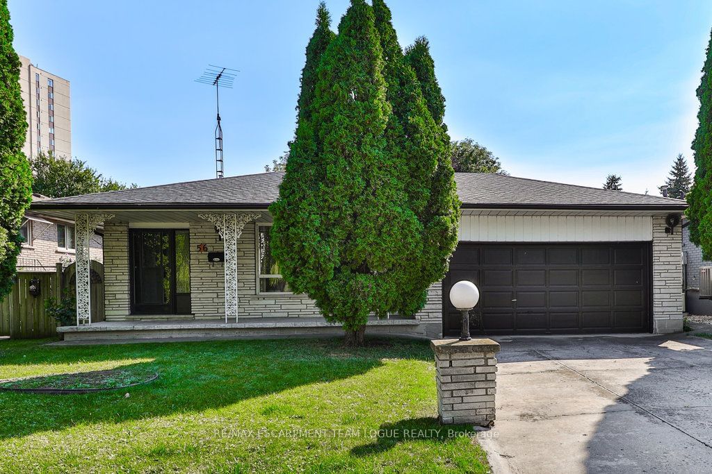 Detached House for sale at 56 Church Street, Hamilton, Stoney Creek, L8E 2X8 - MLS: X11963851