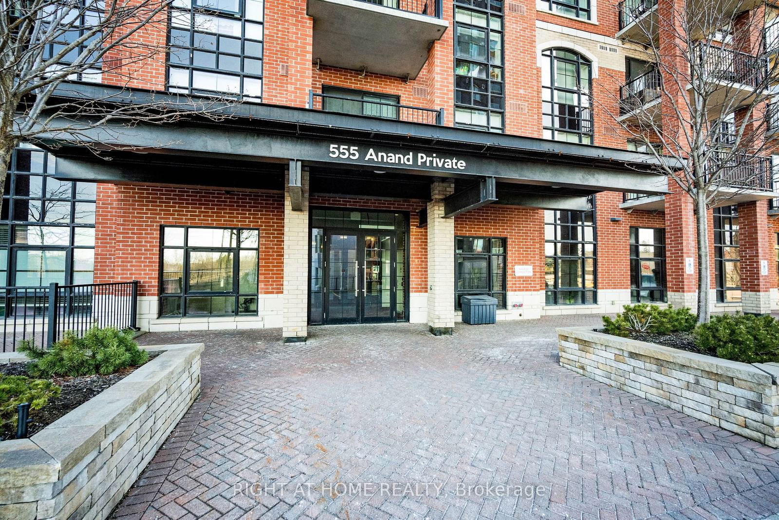 Condo for sale at 411-555 Anand Private, Billings Bridge - Riverside Park and Area, 4606 - Riverside Park South, K1V 2R7 - MLS: X11964145