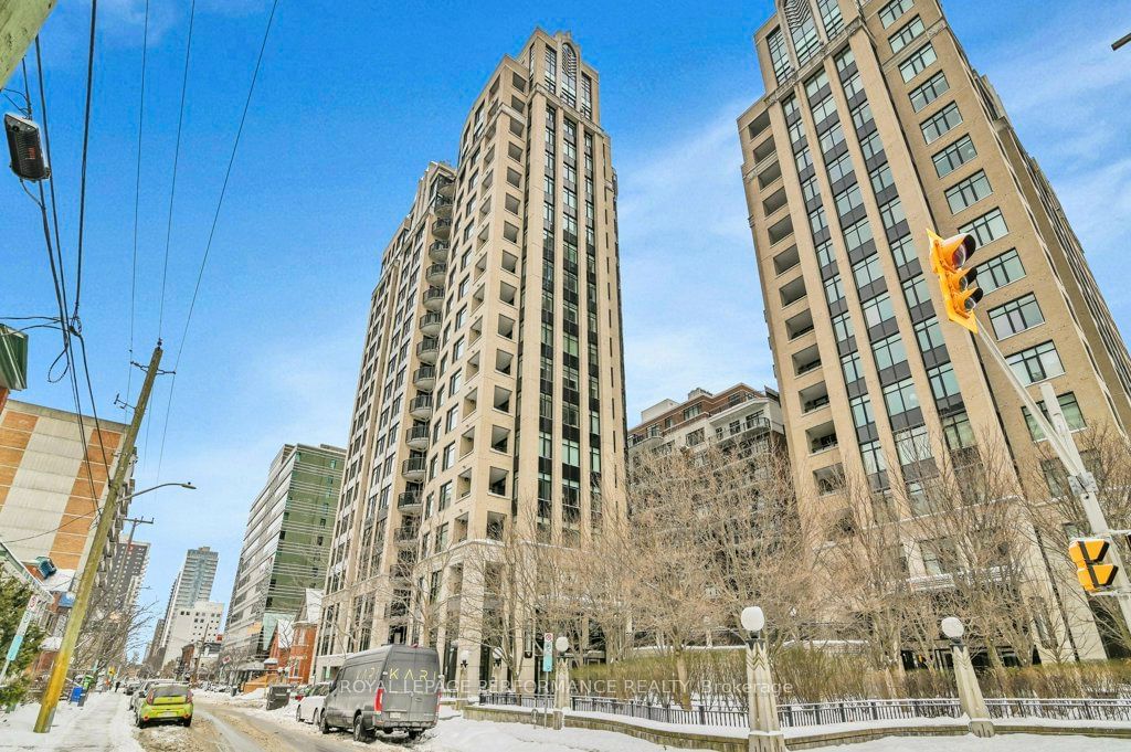 Condo for sale at 610-235 Kent Street, Ottawa, Ottawa Centre, K2P 1Z9 - MLS: X11964262