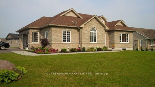 16 Cortland Crescent