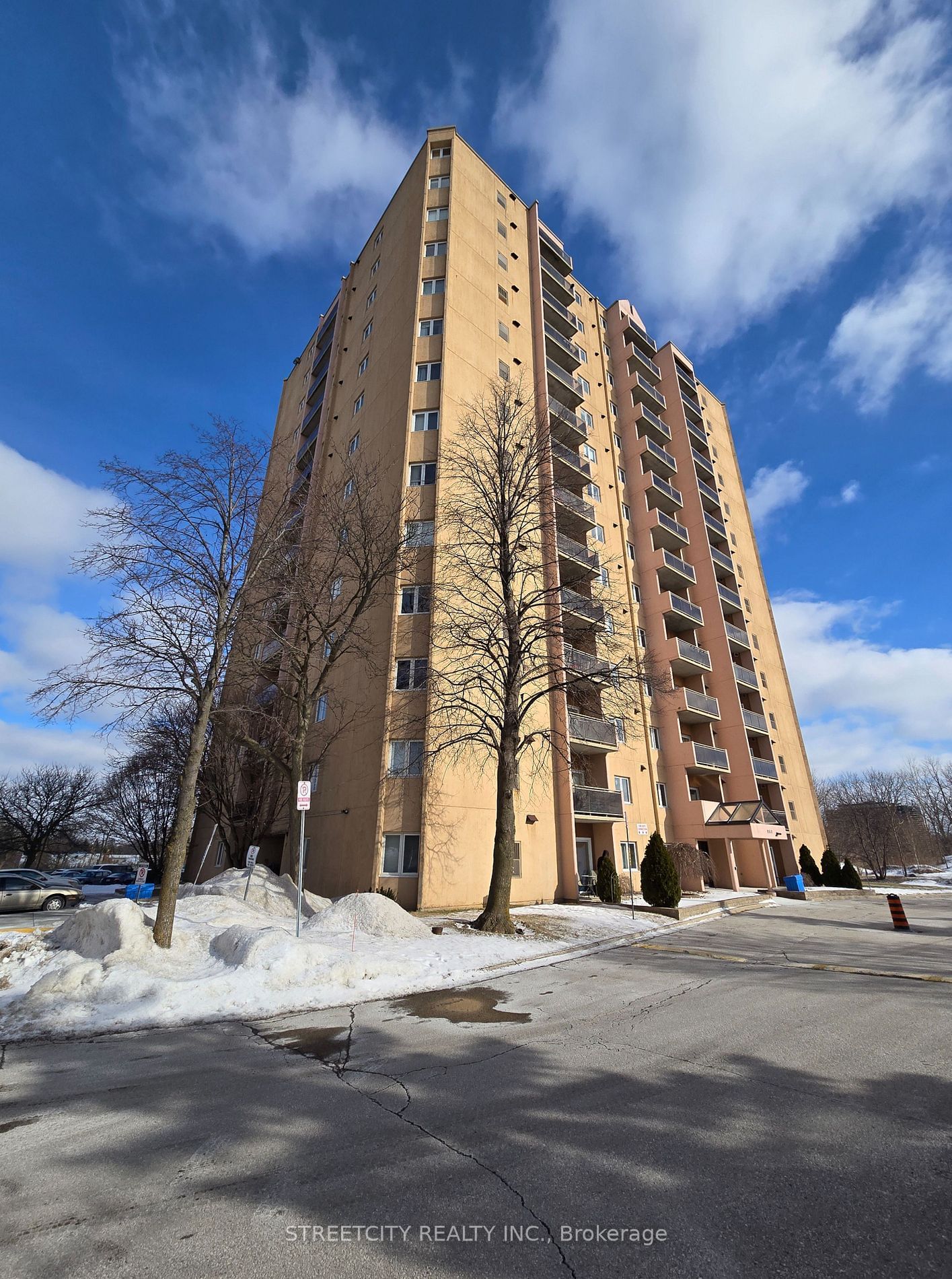 Condo for sale at 307-860 Commissioners Road, London, South H, N6C 5Y8 - MLS: X11964809