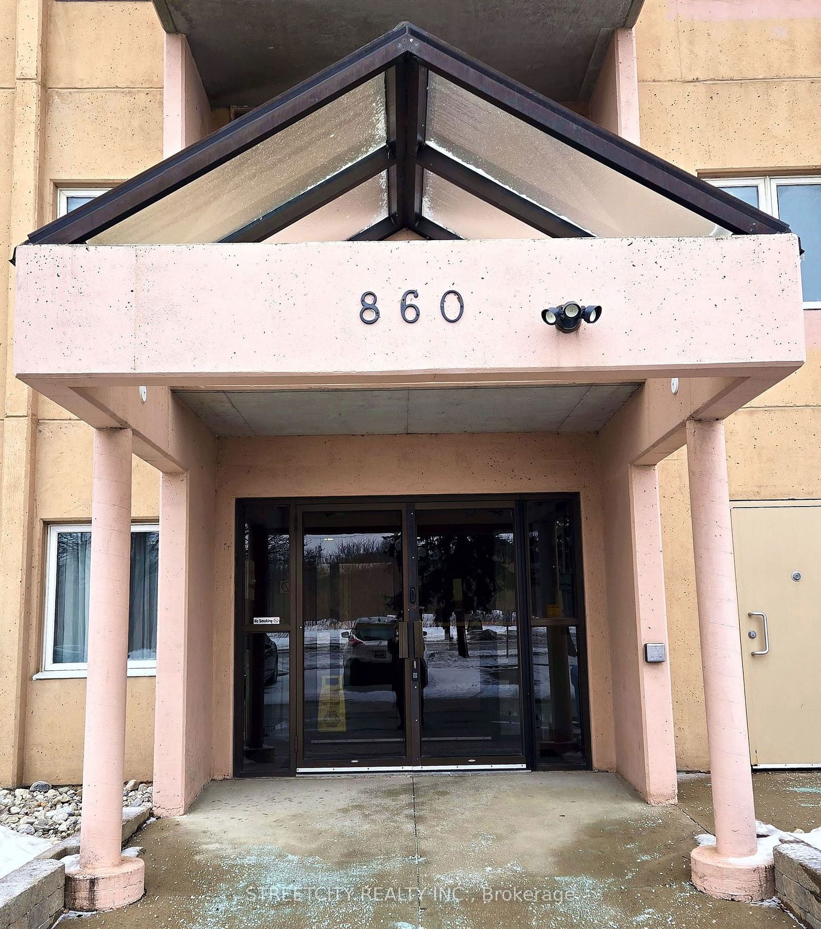 Condo for sale at 307-860 Commissioners Road, London, South H, N6C 5Y8 - MLS: X11964809