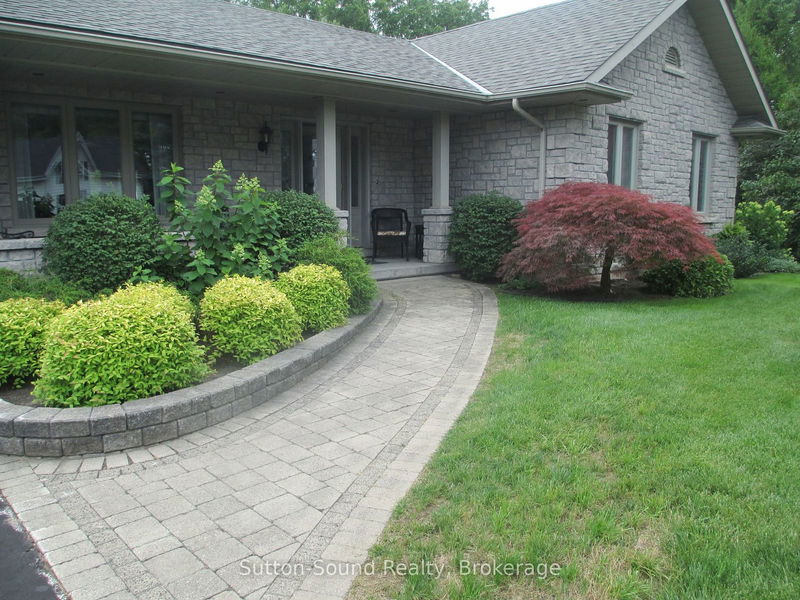 home for sale on 637 8th Street E