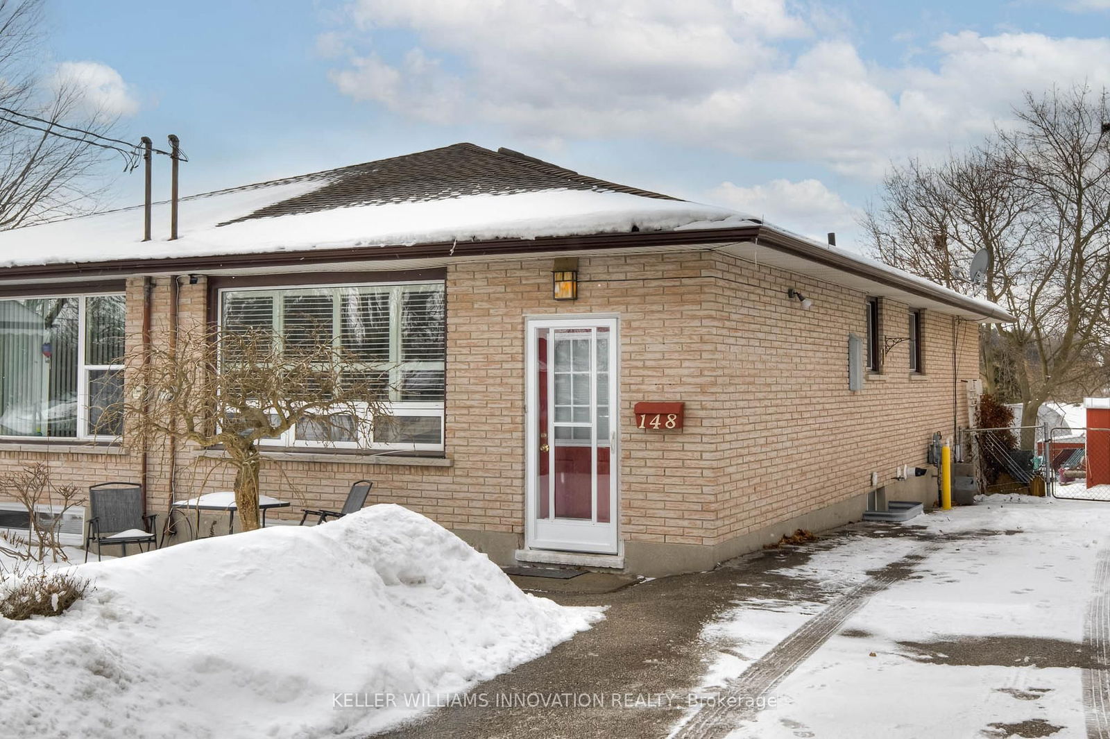 Semi-Detached House sold at 148 East Park Drive, Woodstock, Woodstock - South, N4S 3N2 - MLS: X11964872