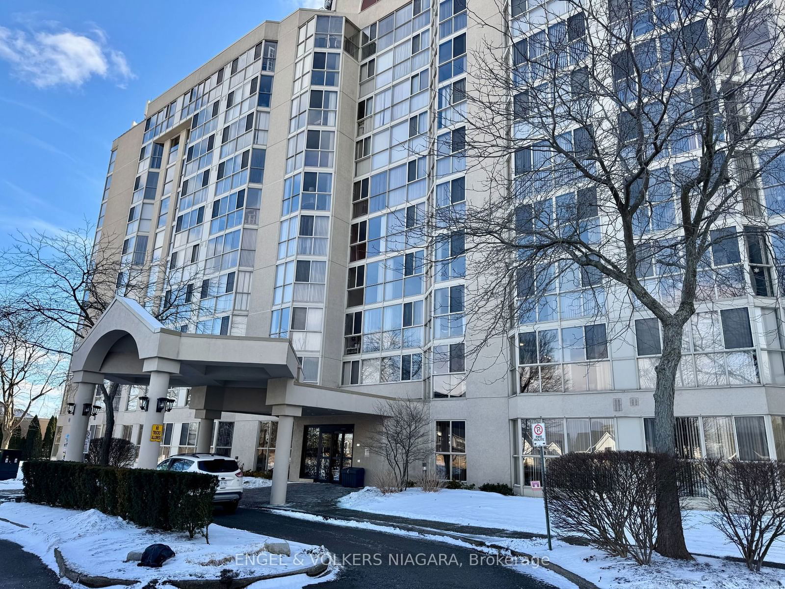 Condo for sale at 202-162 Martindale Road, St. Catharines, 453 - Grapeview, L2S 3S4 - MLS: X11964916