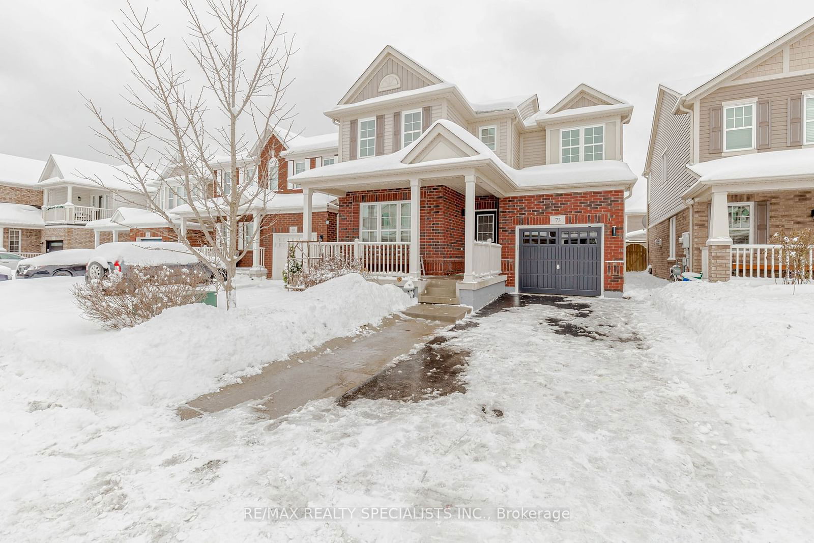 Detached House for sale at 73 Holland Circle, Cambridge, N3C 0E3 - MLS: X11965169