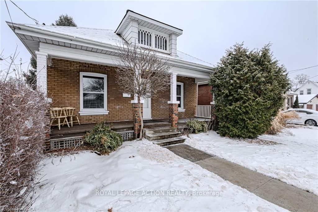 Detached House sold at 209 Drummond Street, Brantford, N3S 0B1 - MLS: X11965604