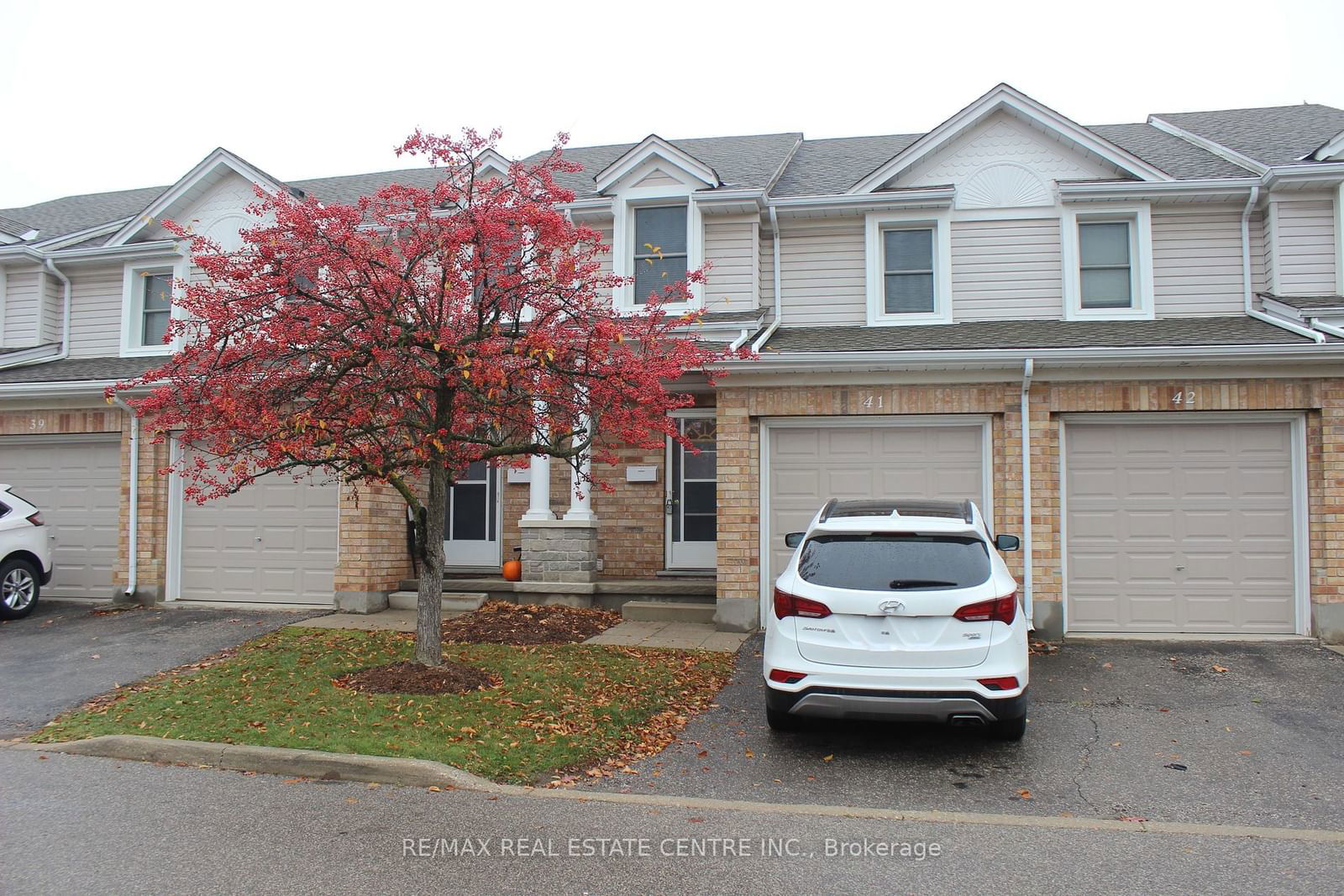 Townhouse for sale at 41-66 RODGERS Road, Guelph, Hanlon Creek, N1G 4Y5 - MLS: X11965636