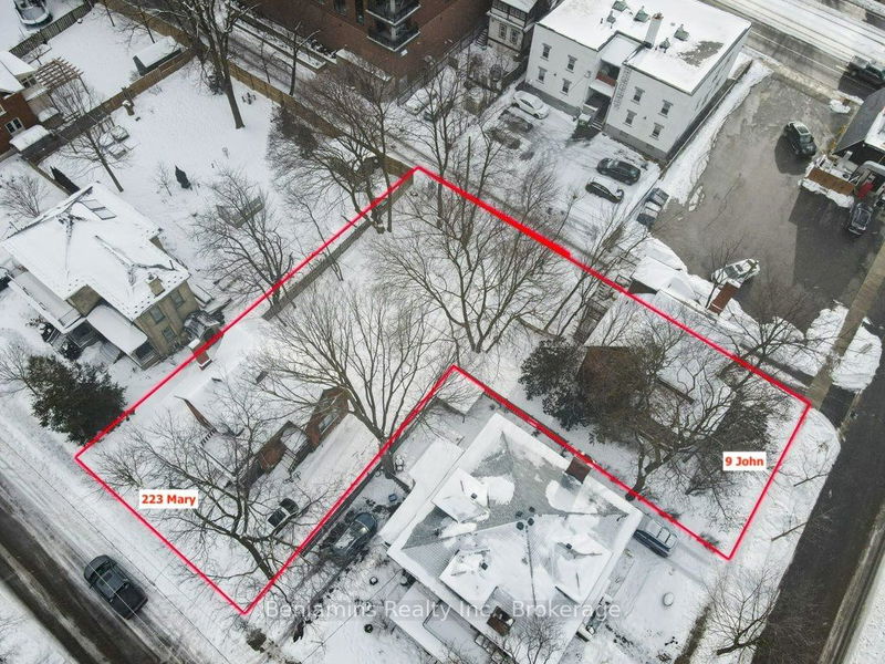 home for sale on 223 Mary Street
