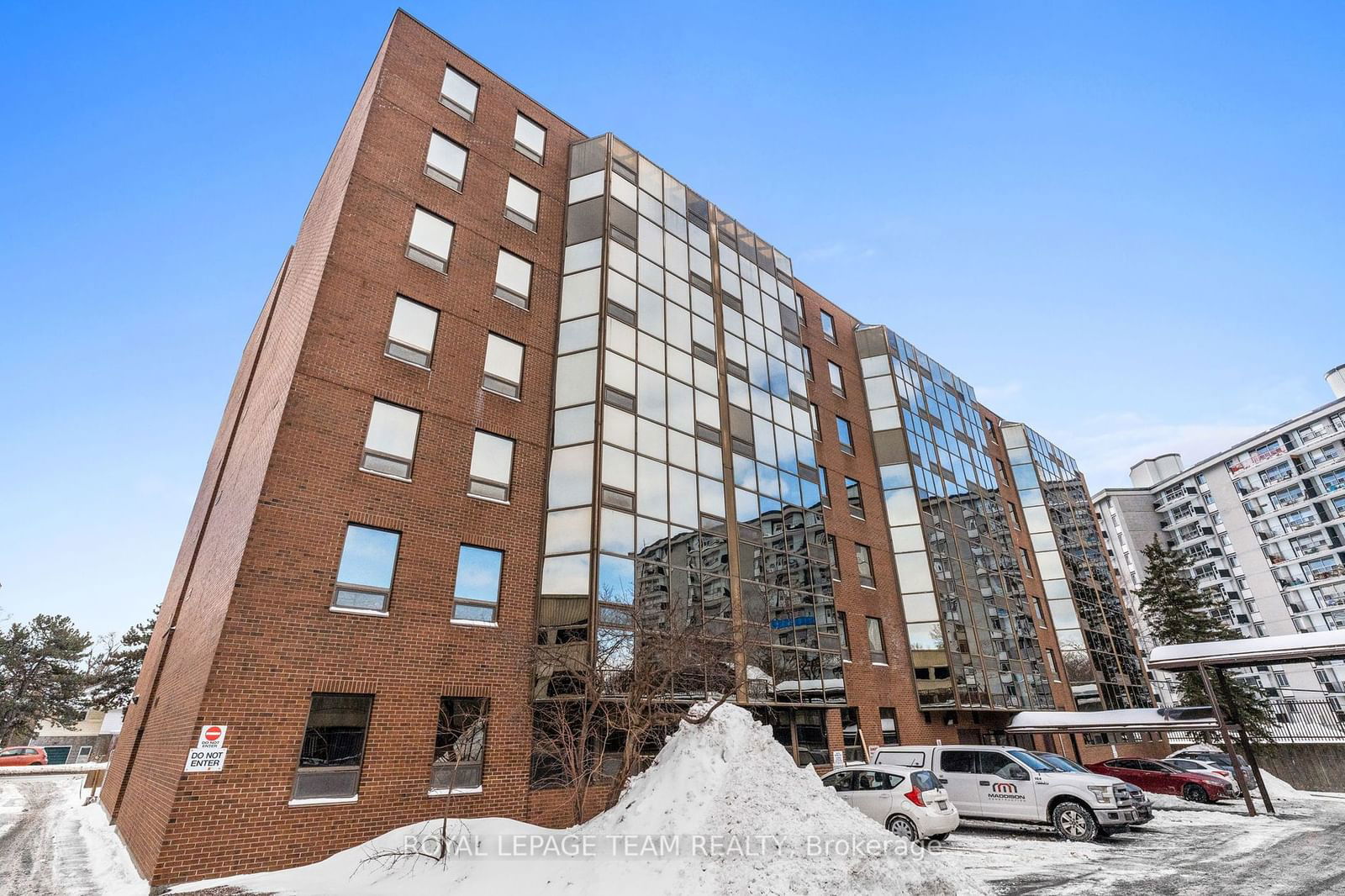 Condo for sale at 504-2019 Carling Avenue, Carlingwood - Westboro and Area, 5103 - Carlingwood, K2A 4A2 - MLS: X11965641