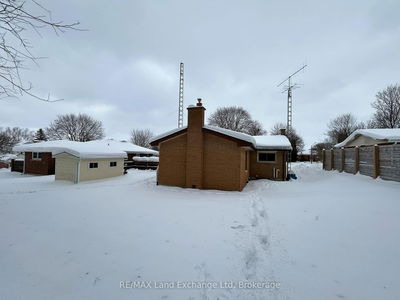 268 Summit Dr, North Huron - Wingham image-0-4