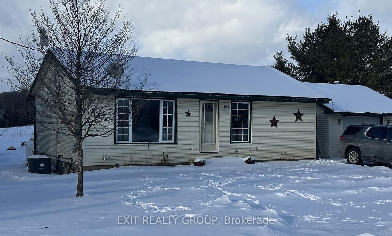 Detached House sold at 138 Boundary Road, Belleville, K0K 2Y0 - MLS: X11965725